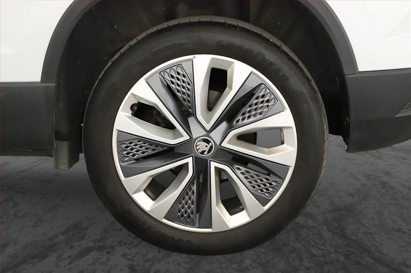 Škoda Karoq (2025) 2.0 TDI, Drive, FullLed - fotka 12 z 15