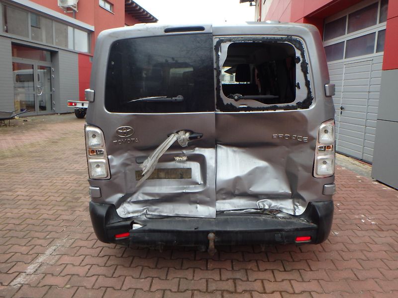 Toyota ProAce Verso  Verso L2  NG16 .0D 4D 140 - fotka 5 z 13