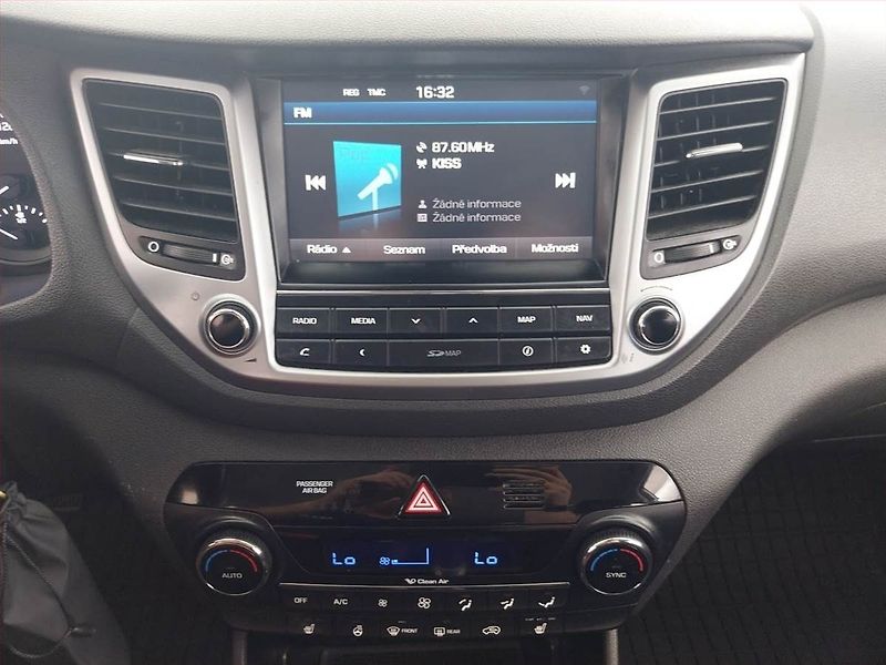 Hyundai Tucson (2016) 1.7 CRDi, Serv.kniha - fotka 12 z 21