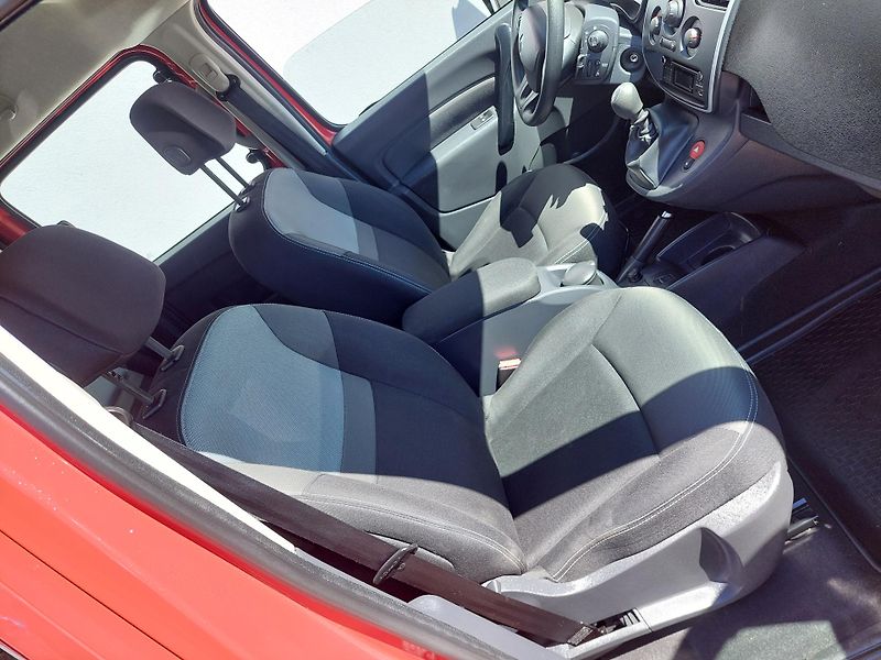 Renault Kangoo (2018) II. Experience TCe 115 - fotka 22 z 36
