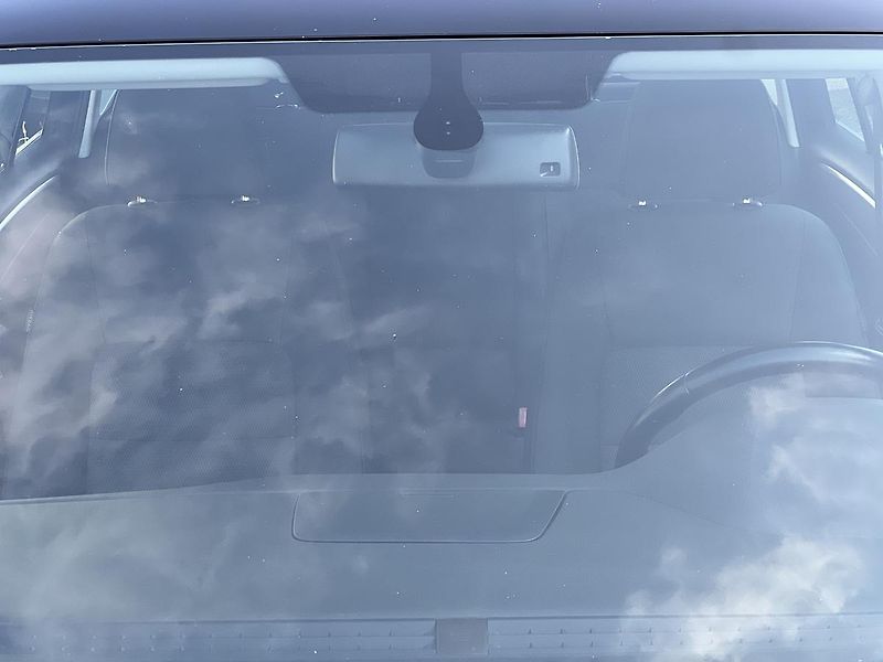 Volkswagen Golf Sportsvan 1.4TSi 92kw DSG KLIMA - fotka 41 z 48