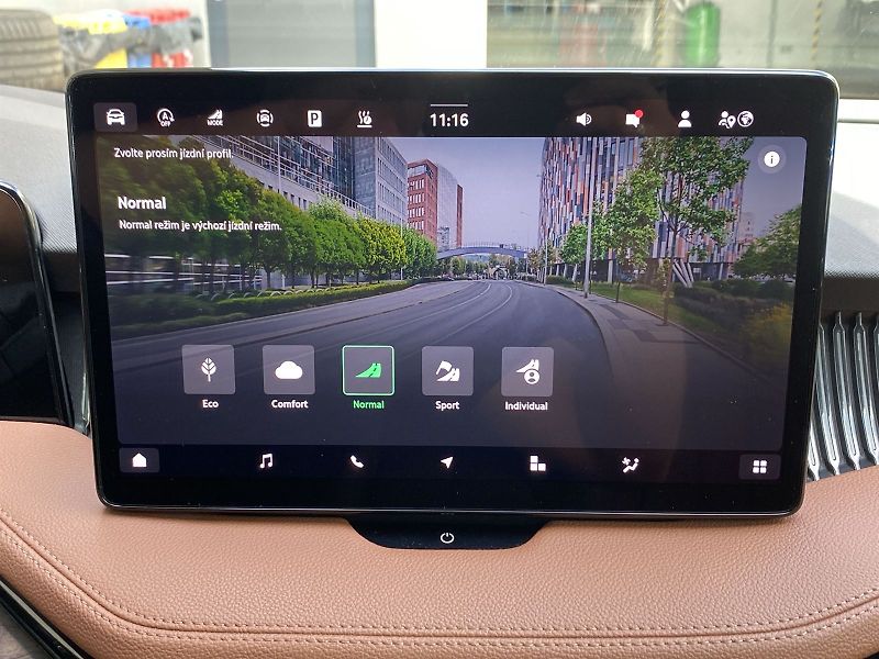 Škoda Superb (2025) Combi 2.0 TDI 4x4 DSG L&K - fotka 17 z 42