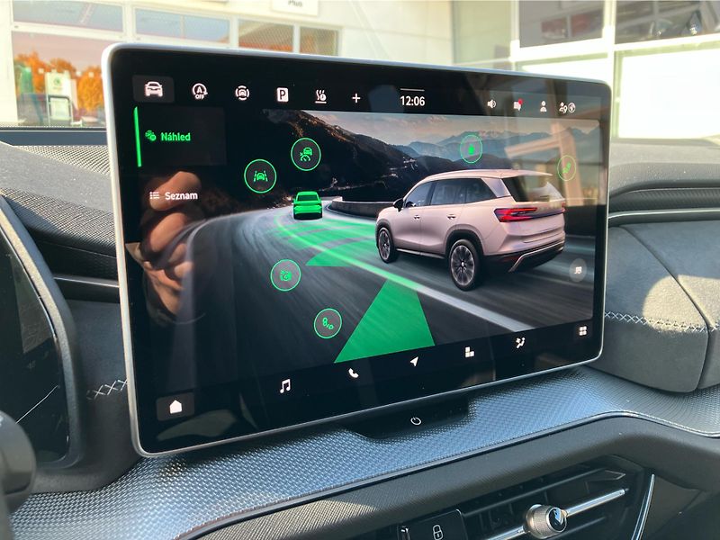 Škoda Kodiaq 2.0TDi 110kW SPORTLINE DSG - fotka 19 z 30