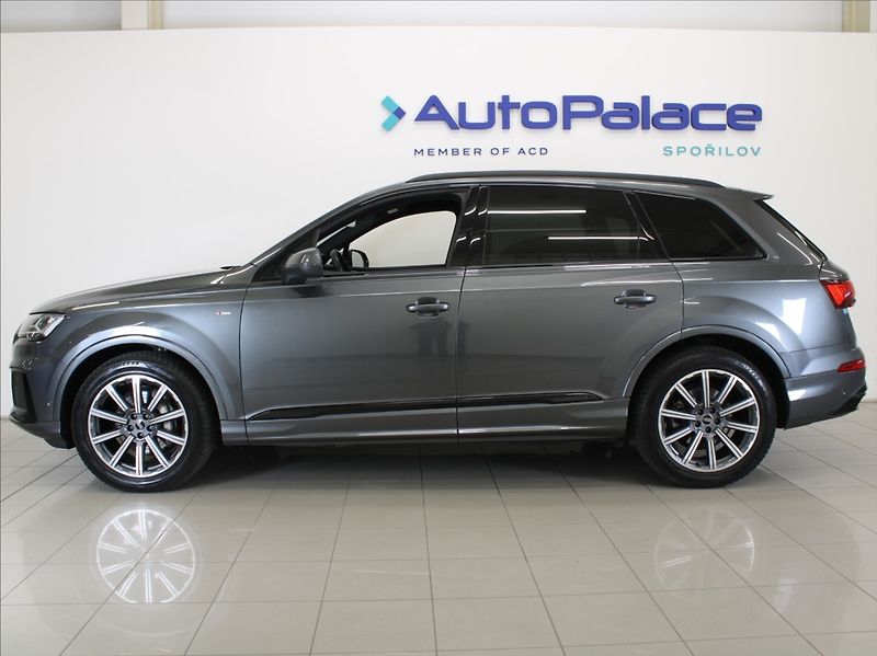 Audi Q7 3,0 50TDi S-Line 63tkm. ČR - fotka 5 z 32