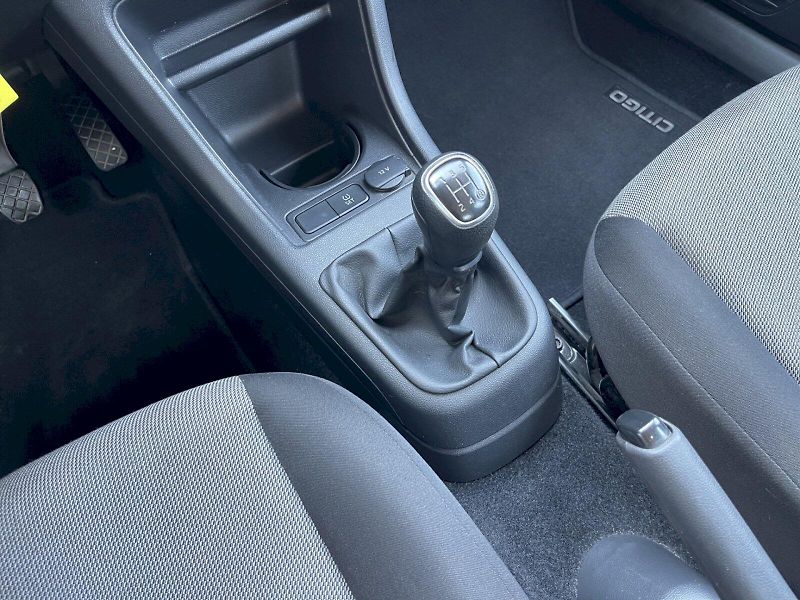 Škoda Citigo (2015) 1.0 MPI 44 kW Ambition Plus - fotka 11 z 28