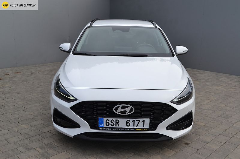 Hyundai i30 WG 1,5I MT SMART FAMILY NAVI - fotka 44 z 45