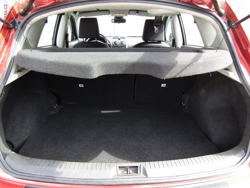 Nissan Qashqai (2007) 1.5 dCi, AC, TZ - fotka 7 z 17
