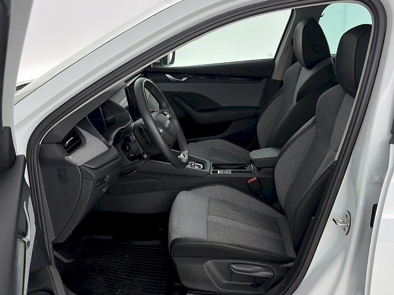 Škoda Octavia (2025) DSG 1.5TSI 110kW Top Selection - fotka 7 z 29