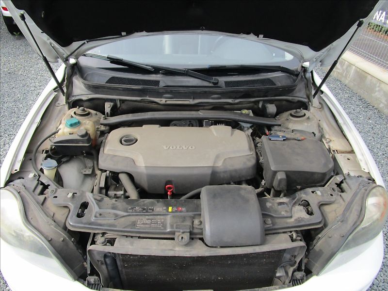 Volvo XC90 2.4 D5, AWD, automat, 7 míst - fotka 44 z 47
