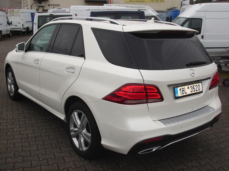 Mercedes-Benz GLE (2017) GLE 350D 4M - fotka 5 z 13