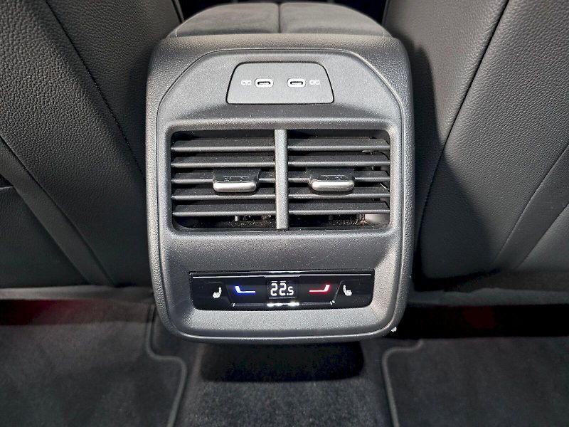 Škoda Superb (2025) 2.0TDi 142kW 4X4 SPORTLINE WEB - fotka 27 z 34