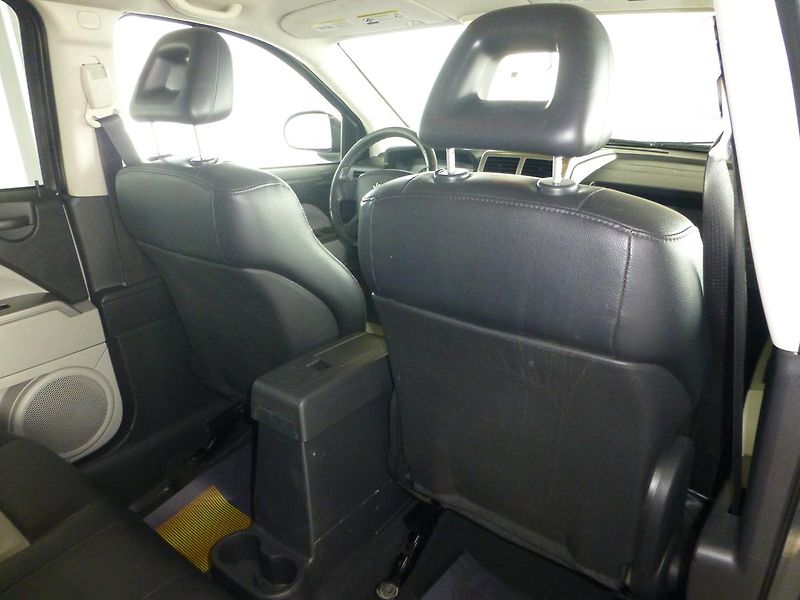 Jeep Compass (2008) 2,0CRDI*VYHŘ.SED*TAŽNÉ*ALU*4X4 - fotka 21 z 23