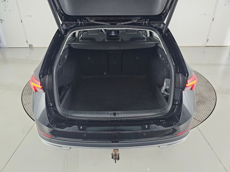Škoda Octavia (2023) 2.0TDI 4x4 110kW DSG SCOUT TAŽ - fotka 30 z 30
