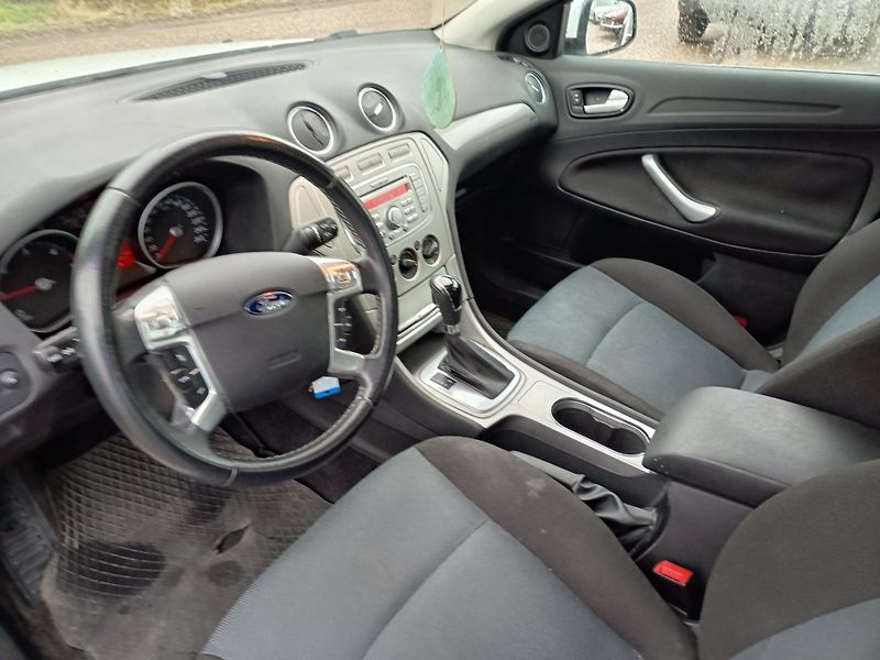 Ford Mondeo (2008) 2.0 TDCI Aotomat! - fotka 23 z 31