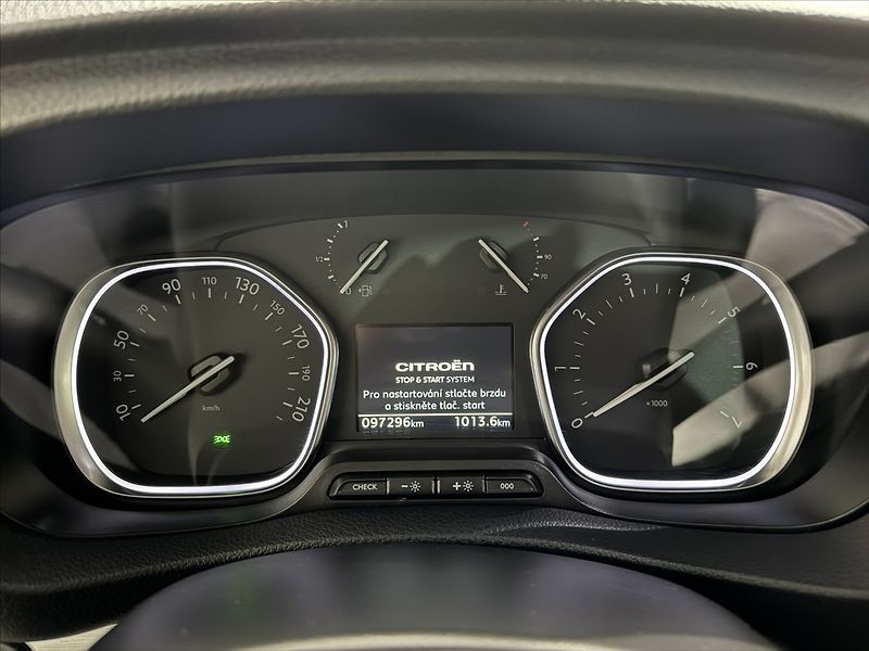 Citroën SpaceTourer 2,0   HDI SHINE PANO WEBASTO - fotka 13 z 40