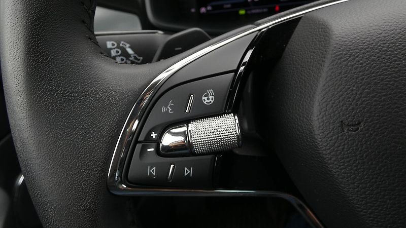Škoda Kodiaq 2.0 TDI L&K 4x4 DSG - fotka 12 z 26