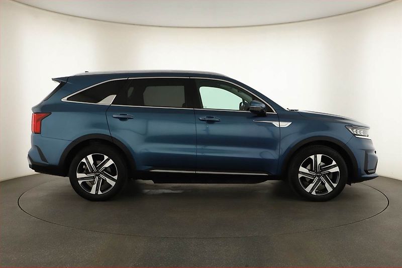 Kia Sorento (2024) Exclusive 1.6 T-GDI HEV - fotka 6 z 20