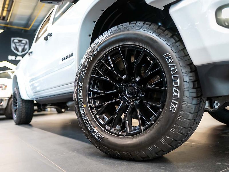 Dodge RAM (2024) 5.7 V8 Limited, 6 Lift, LPG - fotka 13 z 45