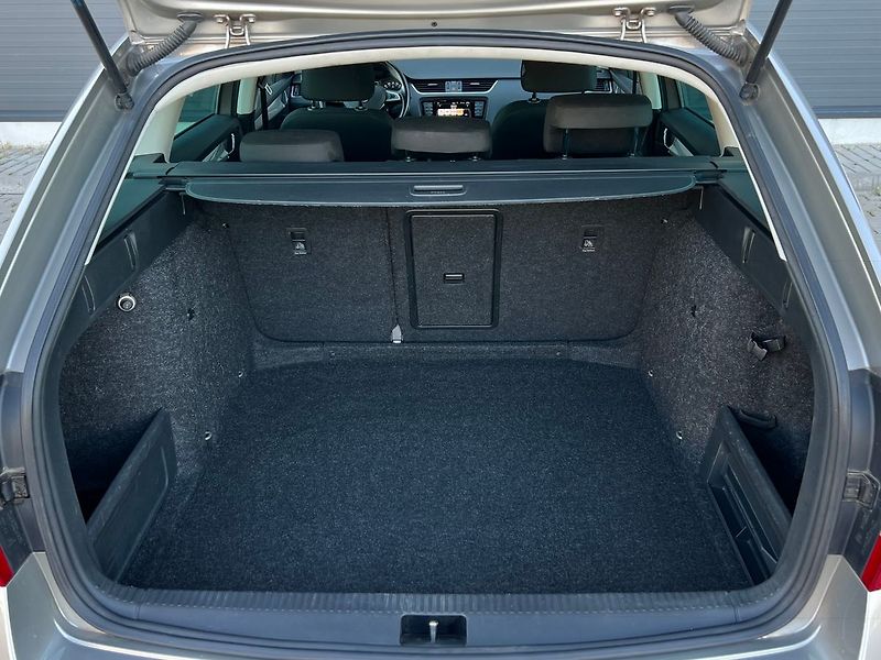 Škoda Octavia 1,6 TDi 81kW STYLE-KAMERA.P - fotka 40 z 42