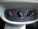 Renault Thalia (2004) 1.4i, ČR, STK8/28 - náhled 13