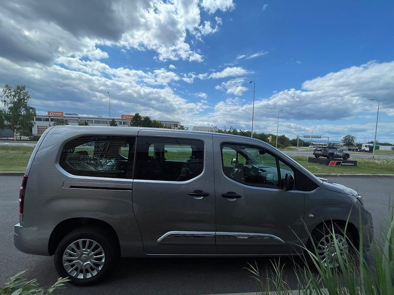 Toyota ProAce City Verso 1.2 M/T Long Business 7 míst - fotka 7 z 28