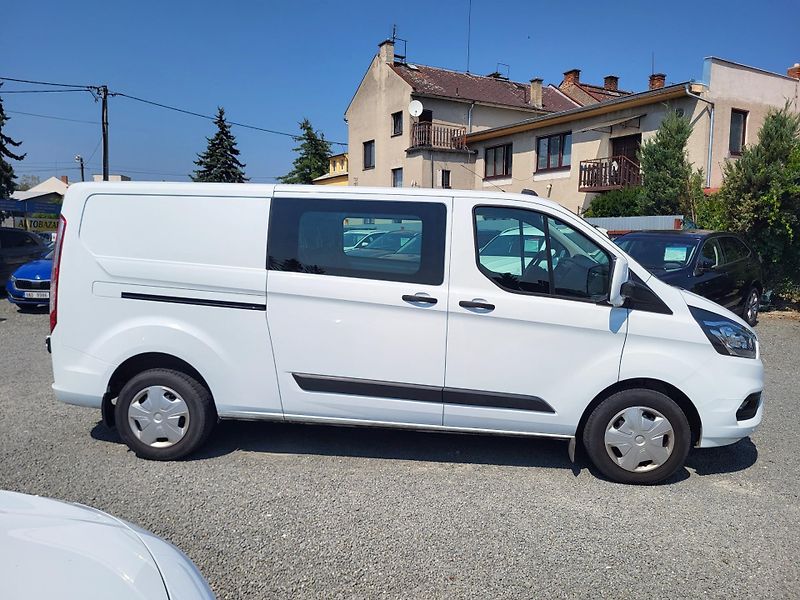 Ford Transit Custom 2.0 EcoBlue mHEV 96kW 6míst L2 - fotka 5 z 47