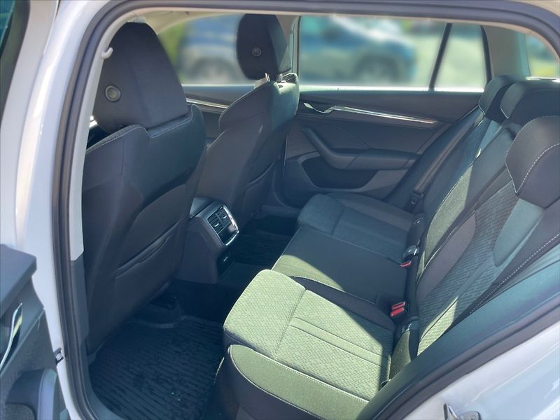 Škoda Octavia 2,0 TDI 85 Ambition - fotka 8 z 11