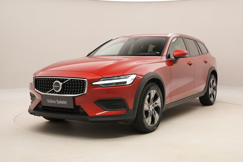 Volvo V60 CC B5 AWD PLUS AUT REZERVACE - fotografie inzerátu