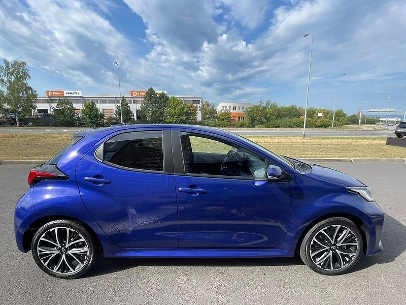 Toyota Yaris 1.5 Hybrid 116K Style - fotka 7 z 28