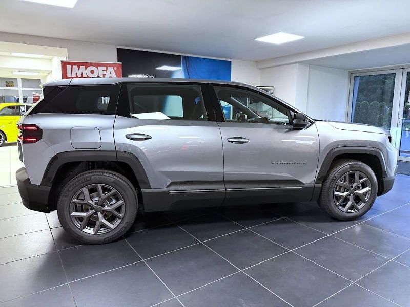 Jeep Compass (2026) NEW e-Hybrid 145k eDCT6 Altitu - fotka 4 z 16