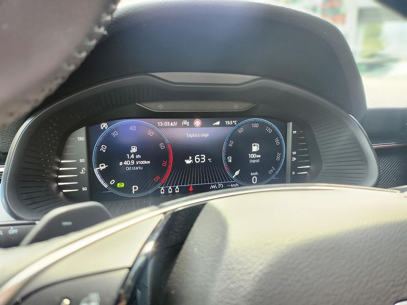 Škoda Scala Top Selection 1.0 TSI 85kW DSG - fotka 12 z 27