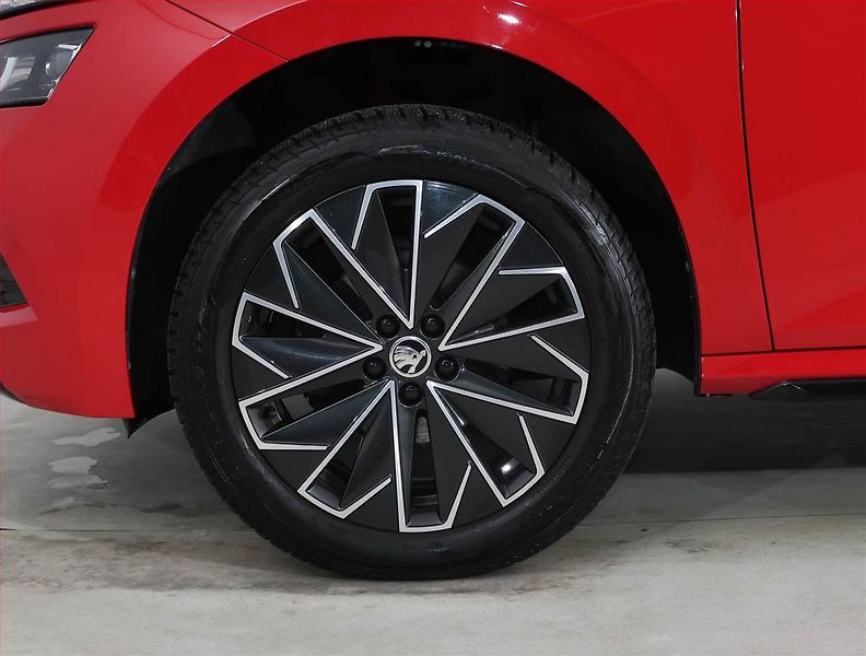 Škoda Kamiq (2023) Monte Carlo 1.5 TSI - fotka 14 z 23