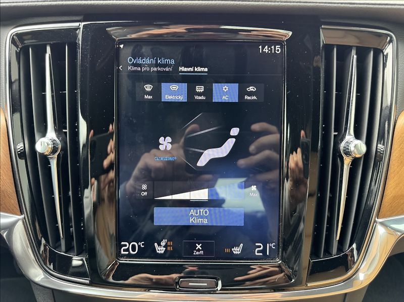 Volvo S90 2,0 D5 AWD INSCRIPTION DPH ČR - fotka 38 z 50