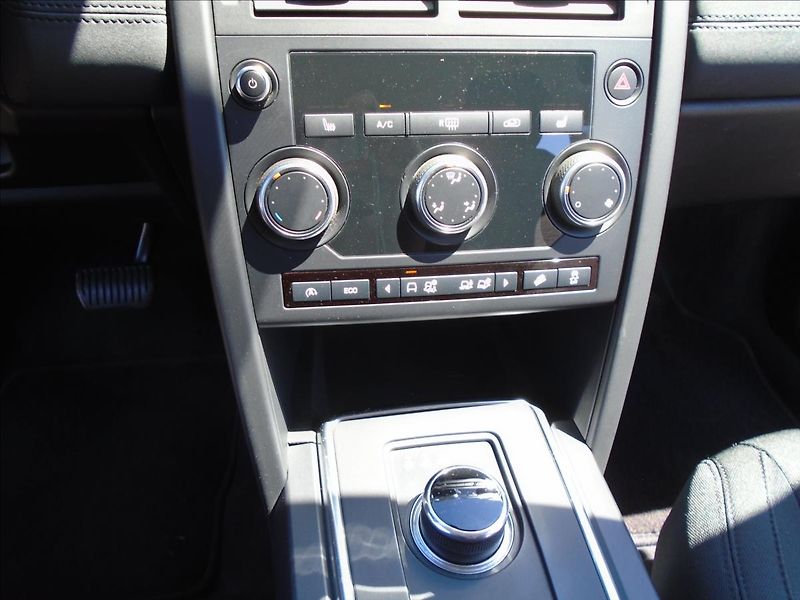 Land Rover Discovery 2,0   4X4 - fotka 28 z 29