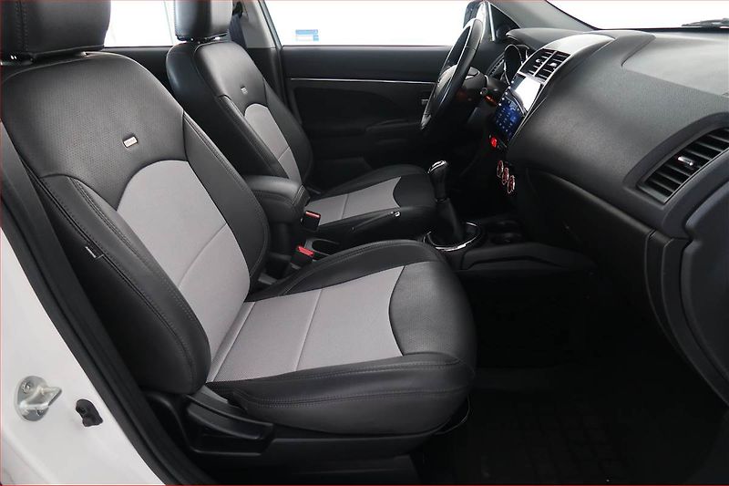 Mitsubishi ASX (2014) Invite 1.6 MIVEC, Serv.kniha - fotka 9 z 17