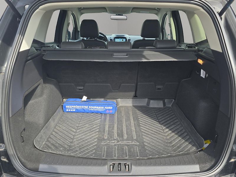 Ford Kuga (2016) Titanium 1.5 EcoBoost 4x4 134k - fotka 23 z 24