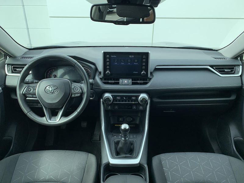 Toyota RAV4 COMFORT STYLE 2,0 129kW MAN6 - fotka 2 z 31
