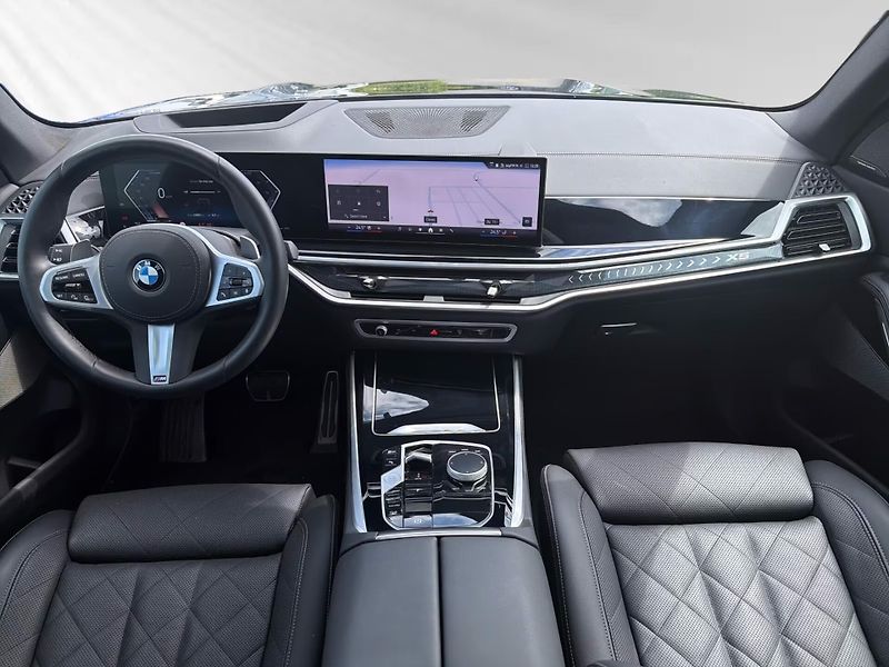 BMW X5 xDrive40i M-Sport Pro DAProf - fotka 11 z 17
