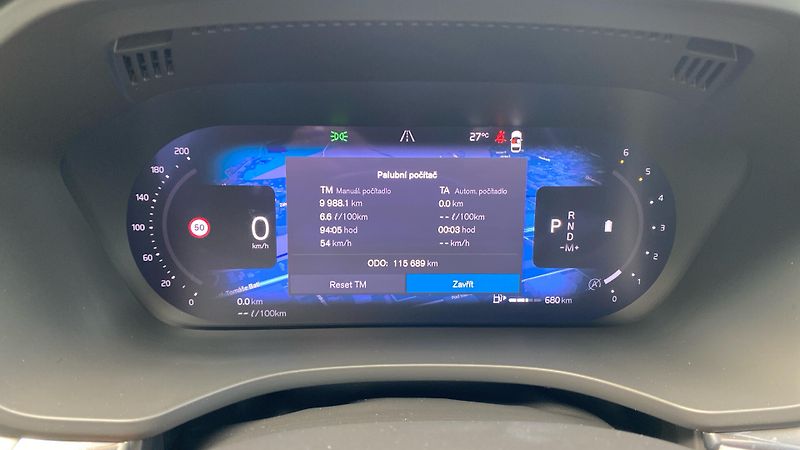 Volvo XC60 CORE, B4 AWD, 145+10 kW / 197+ - fotka 14 z 35