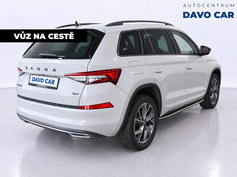 Škoda Kodiaq 2.0 TSI 140kW 4x4 DSG Sportlin - fotka 5 z 12