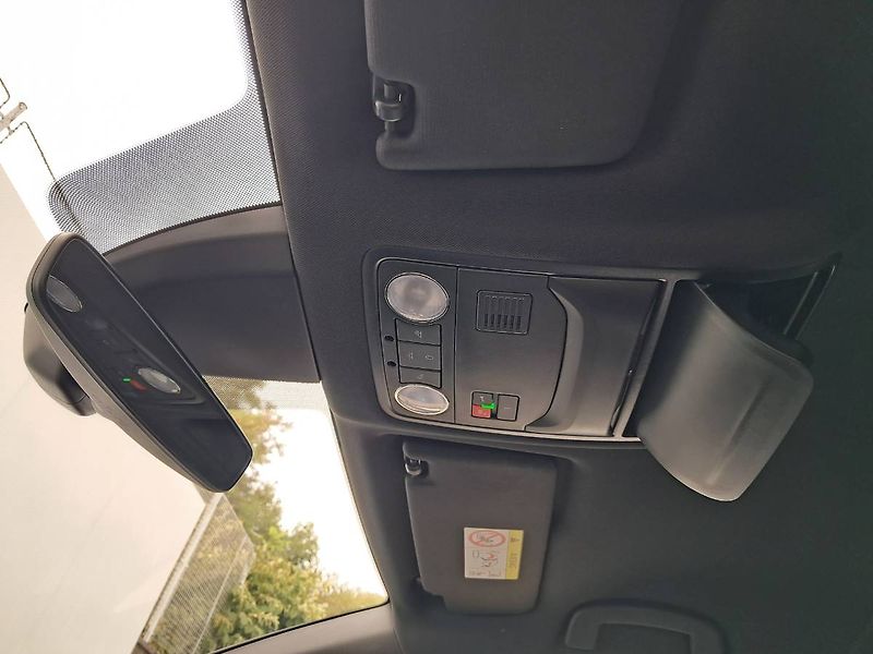 Škoda Karoq (2025) Sportline 2.0 TDI / 110 kW  DS - fotka 20 z 30