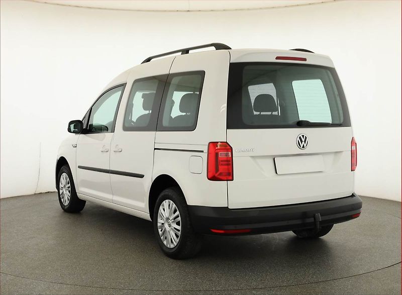 Volkswagen Caddy (2018) 2.0 TDI, 5Míst, 1Maj - fotka 4 z 16