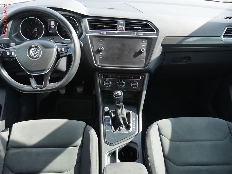 Volkswagen Tiguan (2018) 1.4 TSi, ČR, Marathon, navi - fotka 8 z 21