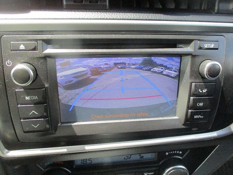 Toyota Auris 1.6i VVTi*AUTOM*NAVI*VÝHŘEV*TZ - fotka 23 z 47