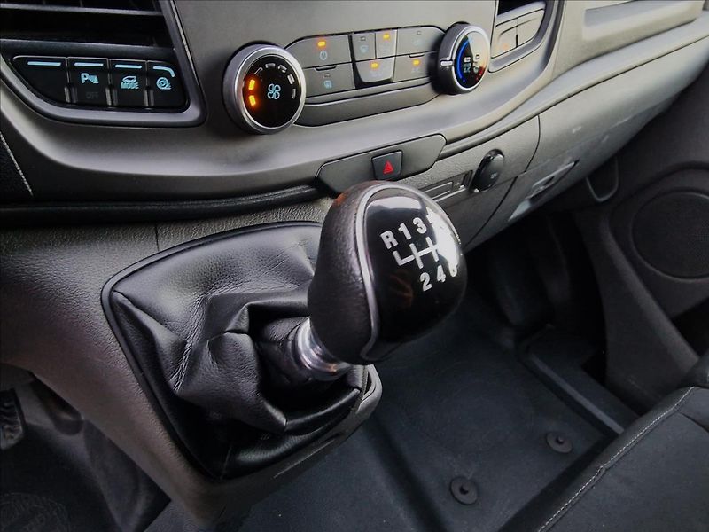 Ford Transit Custom 2.0TDCi Trend L1,ČR,1.Majitel - fotka 31 z 45