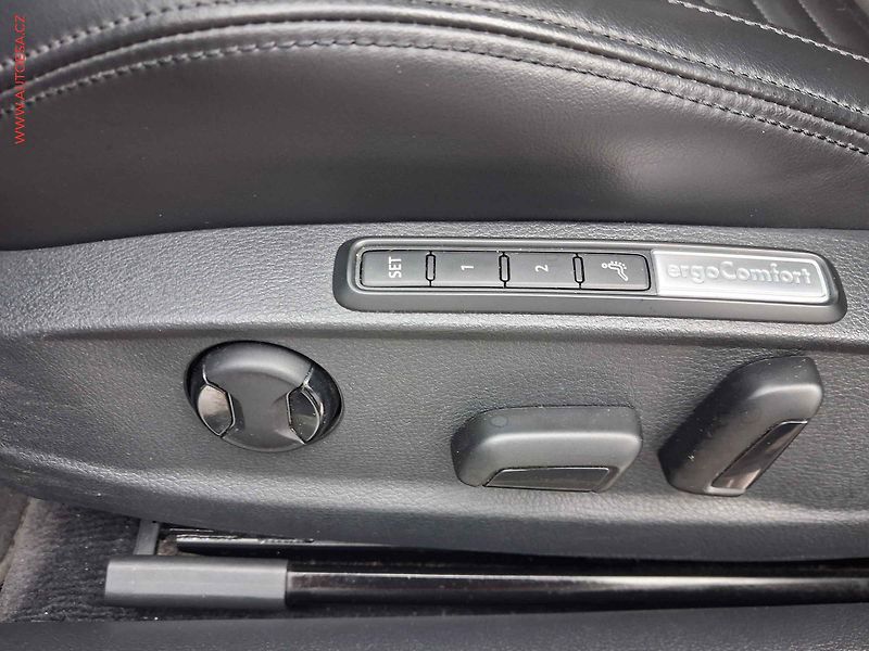 Volkswagen Passat (2015) 1.8 TSi, Highline, DSG, +ALU - fotka 15 z 21