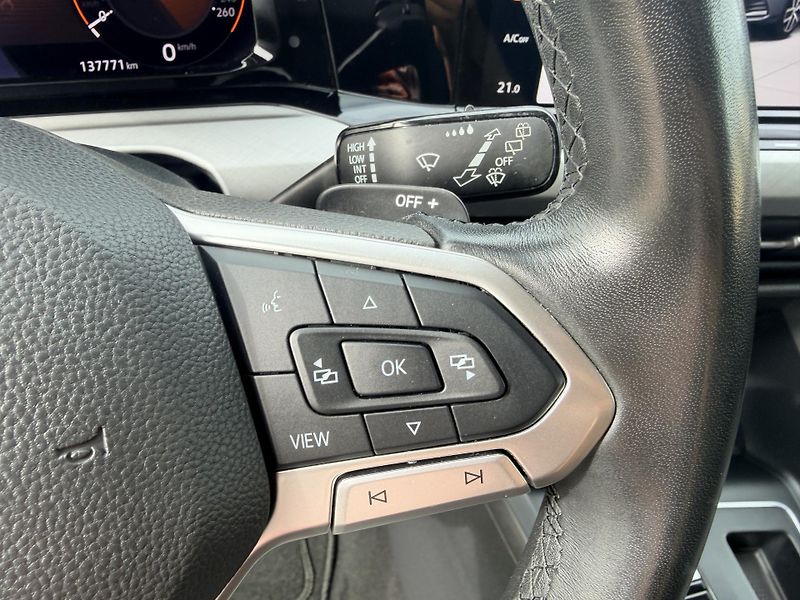 Volkswagen Golf Variant 2.0TDI DSG 110KW LED  - fotka 16 z 48