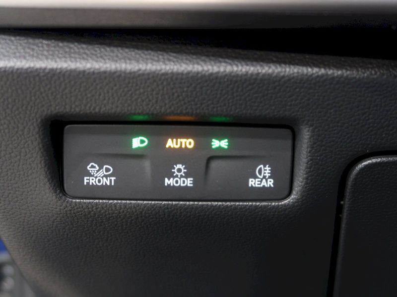 Škoda Superb (2025) SPORTLINE 2.0TDI 110KW DSG LED - fotka 43 z 47