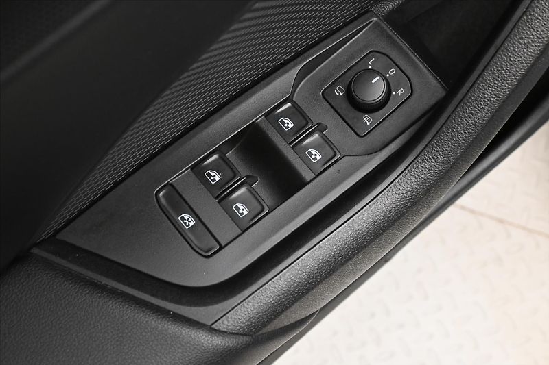 Škoda Octavia 2,0 TDI 110kW DSG Style Záruka - fotka 26 z 32