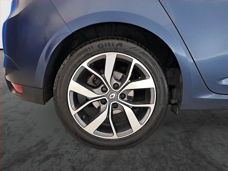 Renault Mégane (2018) 1.6 SCe, Xenony, Tempomat - fotka 14 z 17